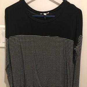 Black and White Strip Long Sleeve